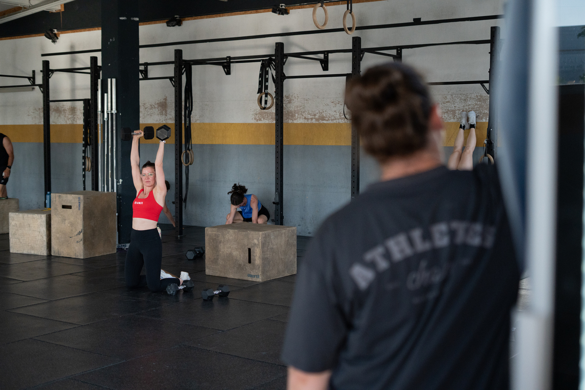 CrossFit Training und Functional Fitness Community bei CrossFit Zollhafen Mainz