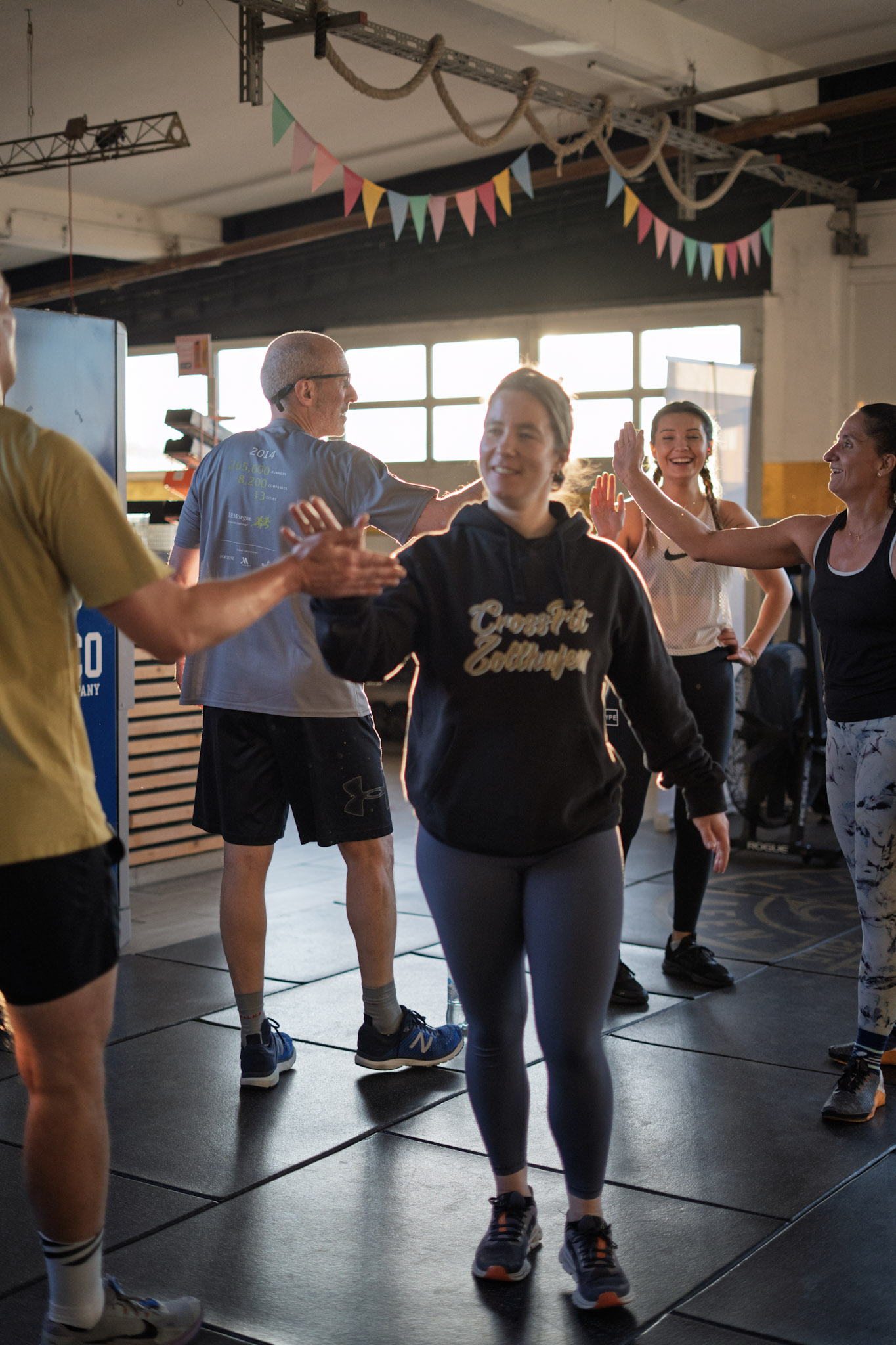 CrossFit Zollhafen Community feiert gemeinsam nach dem Training